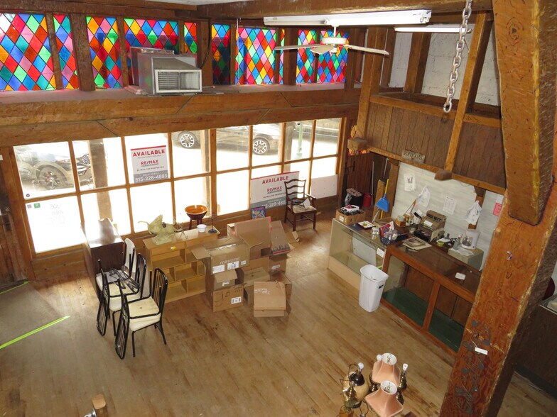 More Photos Of 110-112 W Washington st, Morris General Retail For Sale