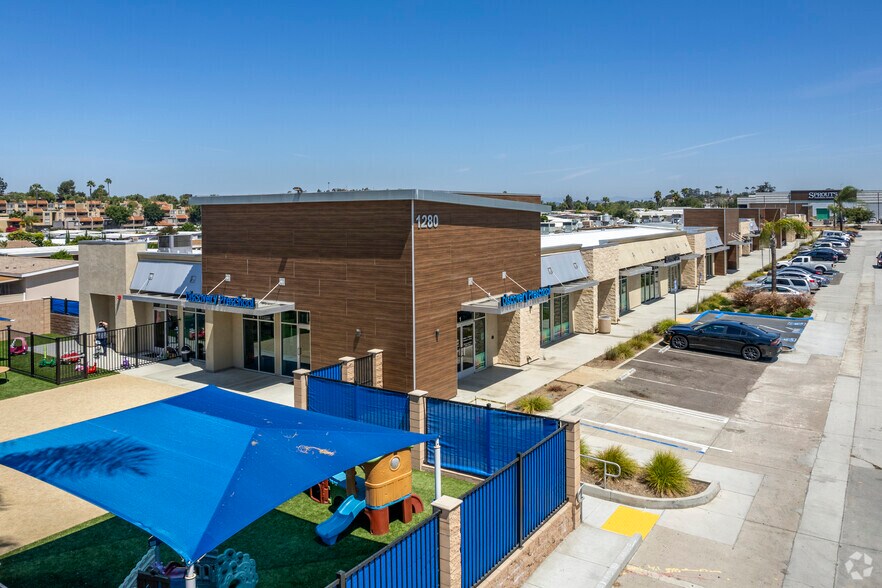 More Photos Of 1280-1350 E Vista Way, Vista Unknown For Sale