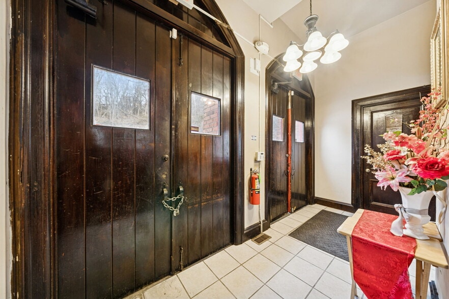 More Photos Of 8304 Frankstown Ave, Pittsburgh Religious Facility For Sale