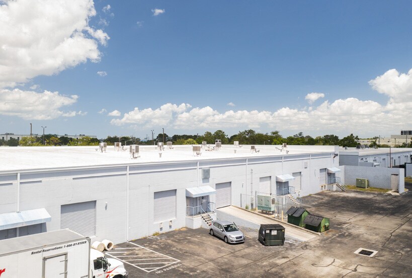 More Photos Of 2880 N Scherer Dr, Saint Petersburg Unknown For Lease