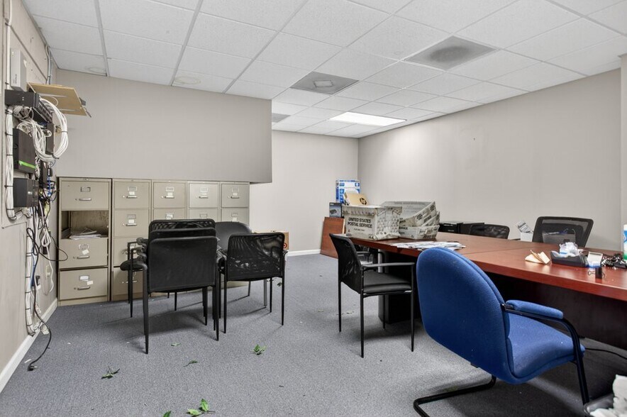 More Photos Of 12276 San Jose Blvd, Jacksonville Medical For Sale
