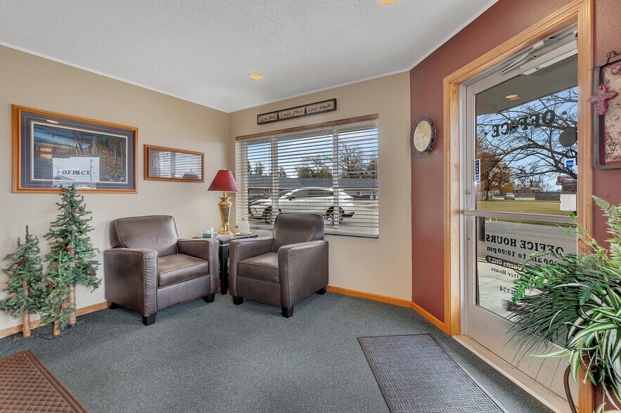 More Photos Of 720 Highway 10, Saint Cloud Hospitality For Sale