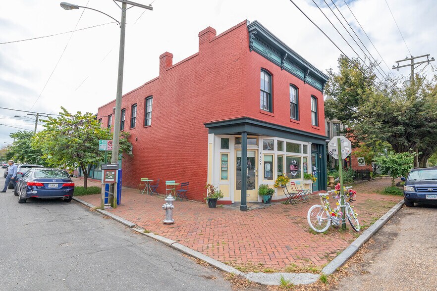 Primary Photo Of 2707 E Marshall St, Richmond Storefront Retail Residential For Sale