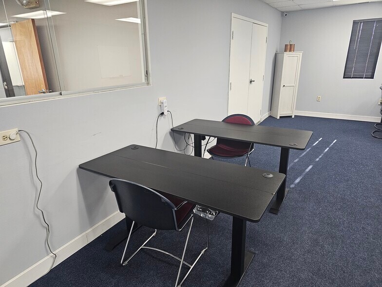 More Photos Of 1830 Ruffin Mill Cir, South Chesterfield Coworking Space