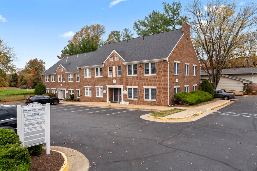 More Photos Of 2102 Gallows Rd, Vienna Medical For Lease