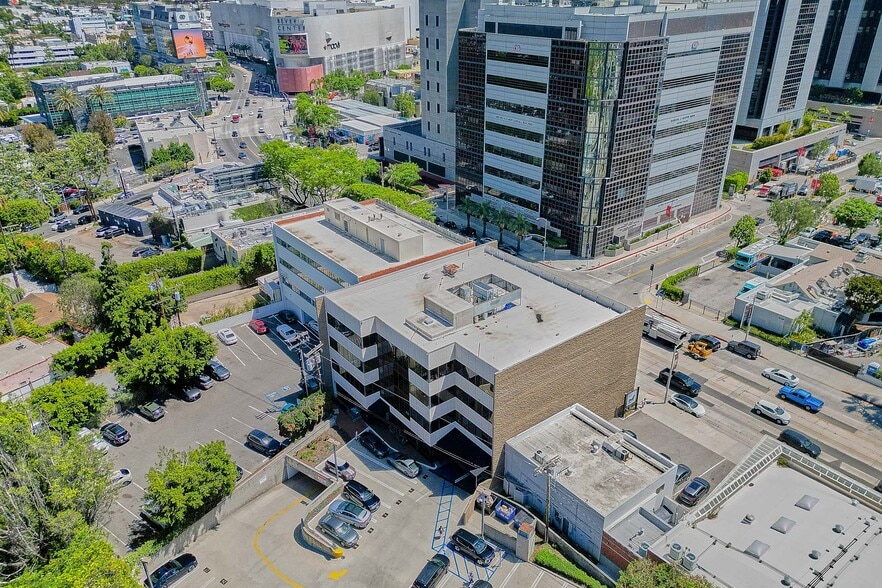 More Photos Of 8737 Beverly Blvd, West Hollywood Medical For Sale
