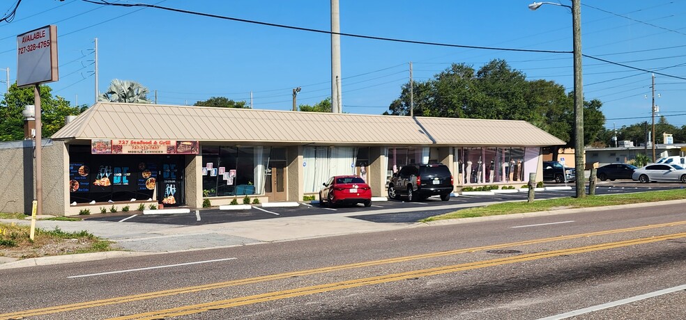 Primary Photo Of 4900 1st Ave S, Saint Petersburg Restaurant For Lease