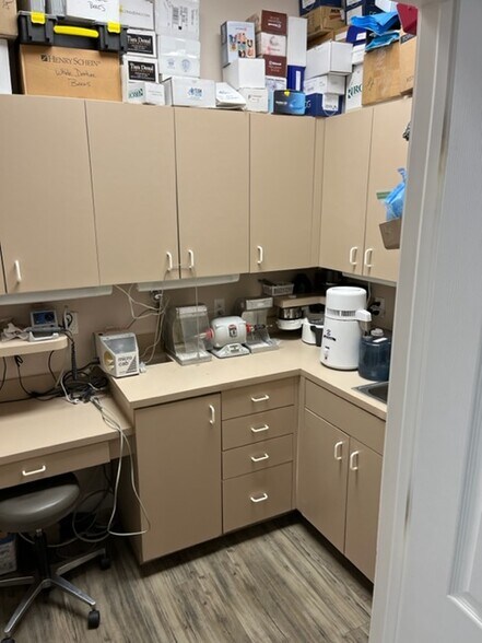 More Photos Of 3635 Bonita Beach Rd, Bonita Springs Medical For Sale