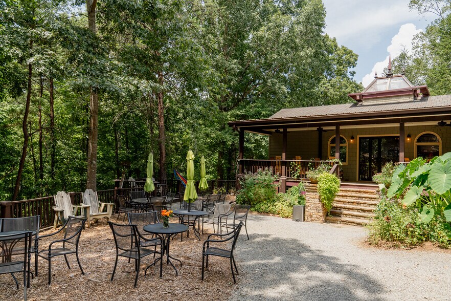 More Photos Of 9975 Ball Ground Hwy, Ball Ground General Retail For Sale