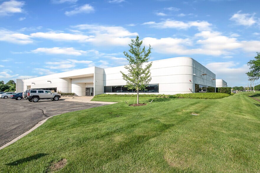 More Photos Of 38555 Hills Tech Dr, Farmington Hills Light Manufacturing For Lease