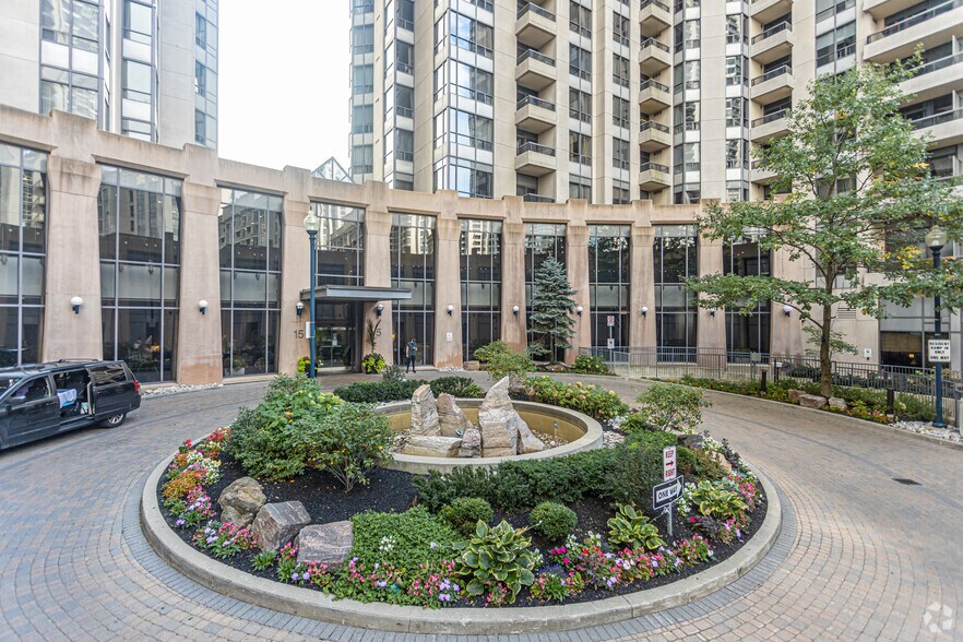 More Photos Of 5 Northtown Way, Toronto Apartments For Lease