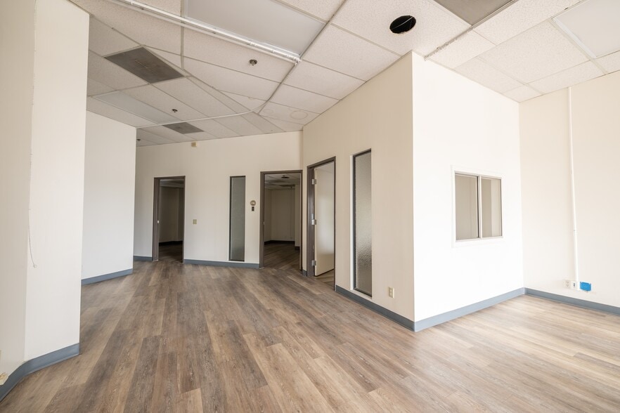 More Photos Of 8950 W Olympic Blvd, Beverly Hills Storefront Retail Office For Sale