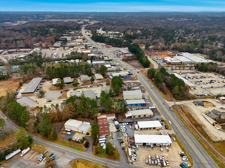 More Photos Of 961 Shallowford Rd NE, Kennesaw Warehouse For Sale