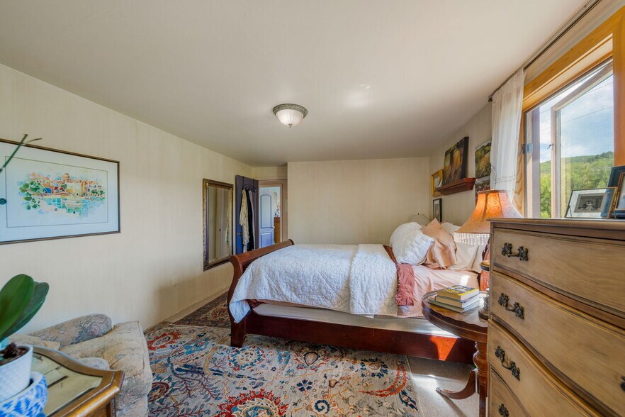 More Photos Of 4 County Road 124, Hesperus Restaurant For Sale