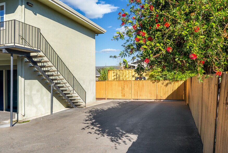 More Photos Of 483 Joaquin Ave, San Leandro Apartments For Sale