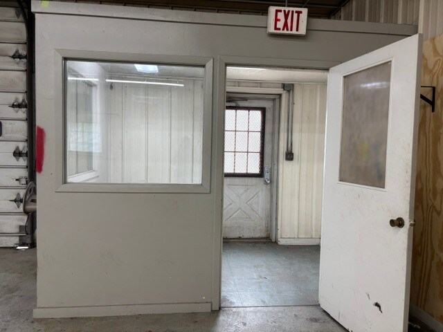 More Photos Of 412 Theresa St, Watertown Self Storage For Lease