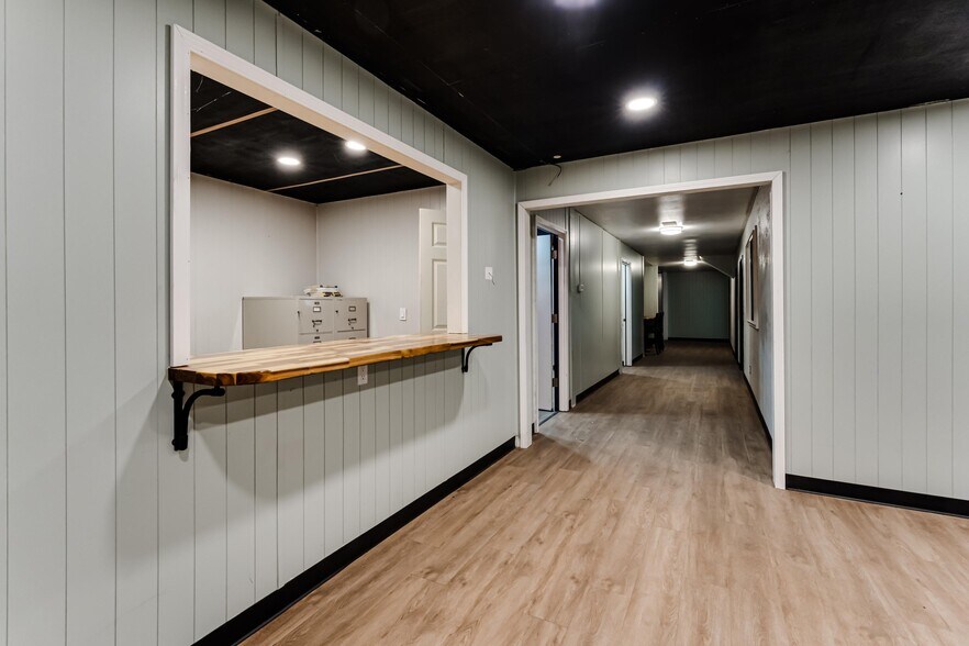 More Photos Of 810 S 2nd St, Harrisburg Warehouse For Sale