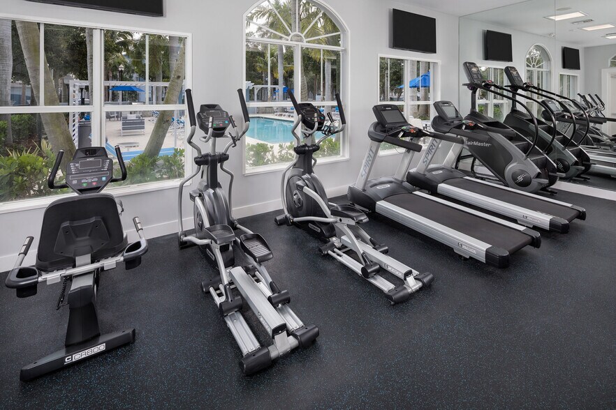 More Photos Of 3880 W Broward Blvd, Fort Lauderdale Apartments For Lease