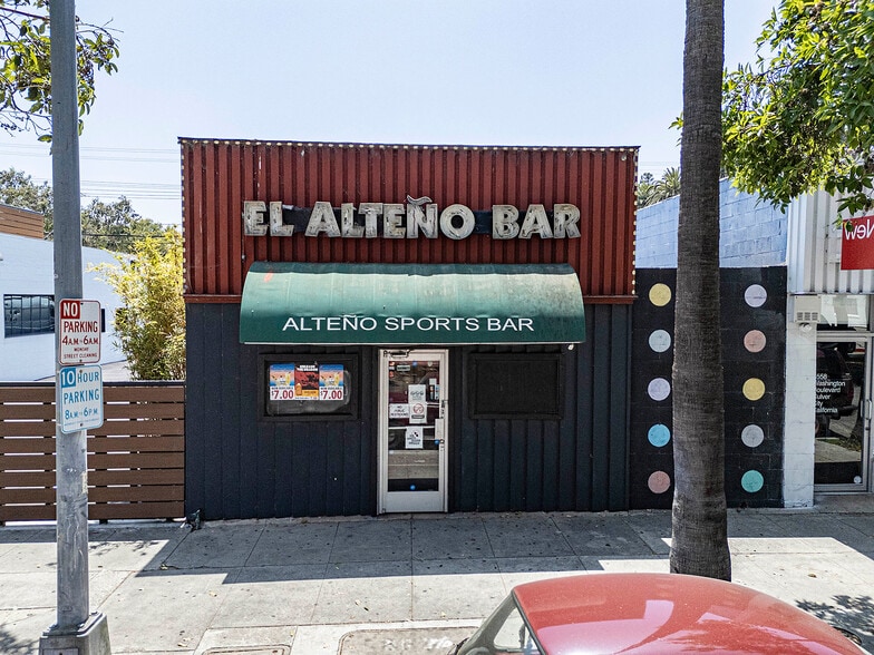 More Photos Of 8554 Washington Blvd, Culver City Bar For Sale