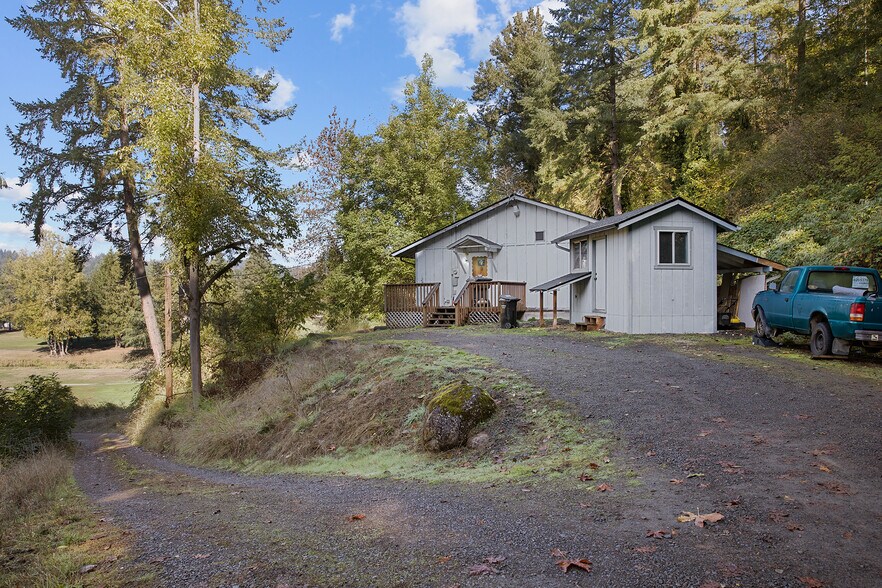 More Photos Of 26710 S Ranch Hills Rd, Mulino Golf Course Driving Range For Sale