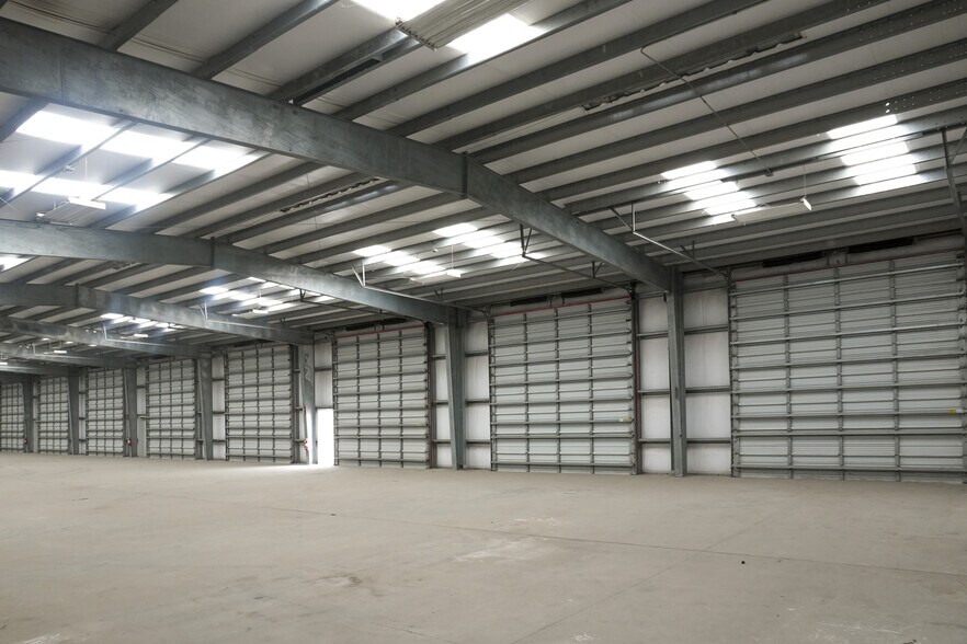 More Photos Of 4599 I-69, Robstown Industrial For Lease