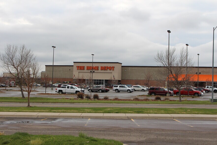 More Photos Of 1601 Marketplace Dr, Great Falls Unknown For Lease