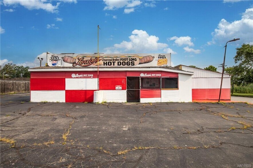 More Photos Of 69 Grand Island Blvd, Tonawanda Fast Food For Sale