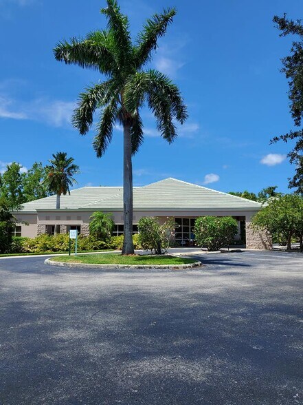 Primary Photo Of 5601 21st Ave W, Bradenton Office For Lease