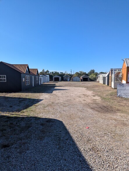 More Photos Of 1511 US-290 Hwy, Dripping Springs Land For Sale