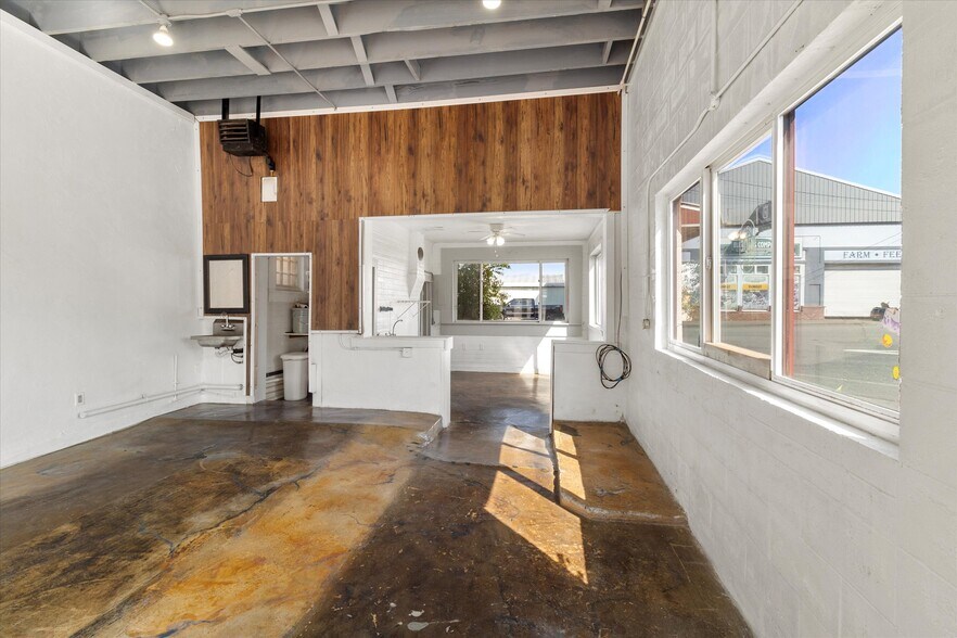 More Photos Of 102 Everson Rd, Everson Storefront For Sale