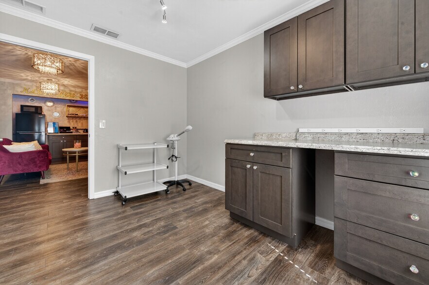 More Photos Of 555 W Granada Blvd, Ormond Beach Medical For Sale