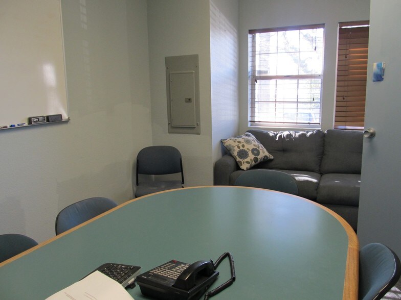 More Photos Of 12150 Charles Dr, Grass Valley Warehouse For Sale