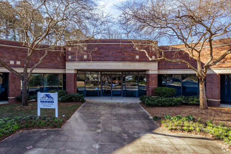 More Photos Of 1000 Mansell Exchange W, Alpharetta Unknown For Lease