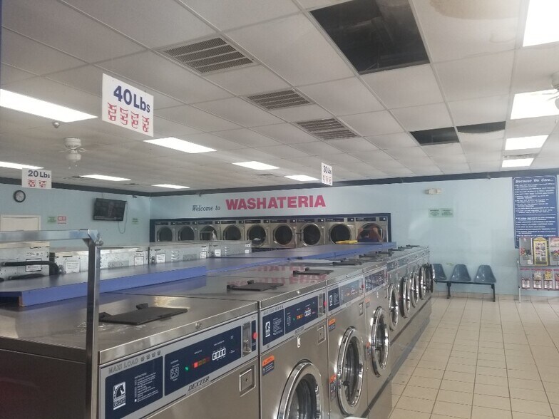 More Photos Of 5175 Little York Rd, Houston Service Station For Sale