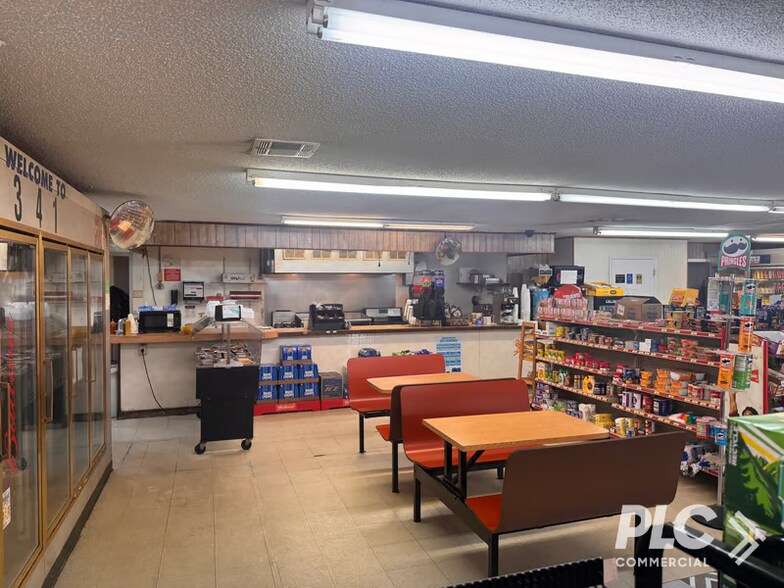 More Photos Of 1636 Johnsonville Hwy, Lake City Service Station For Sale