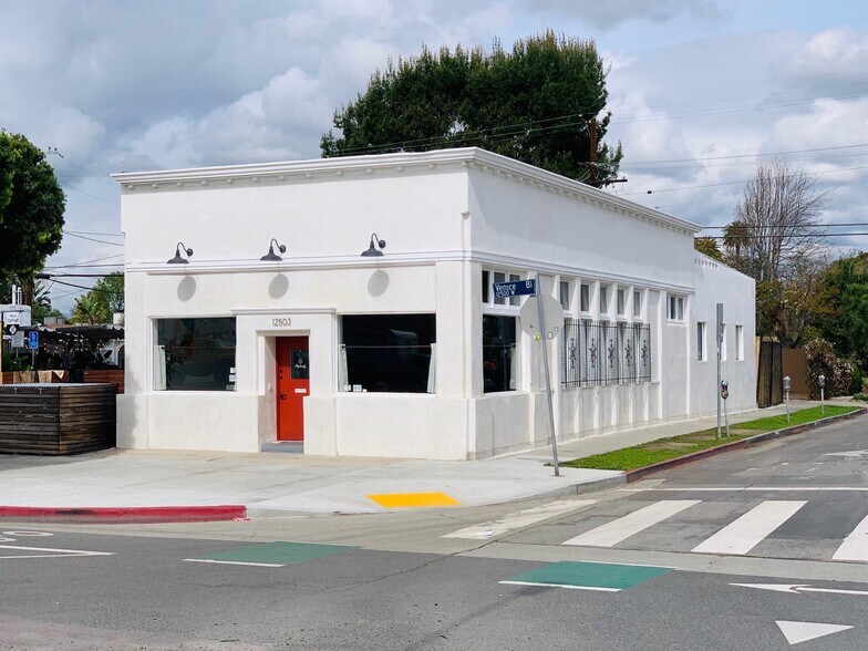 More Photos Of 12503 Venice Blvd, Los Angeles Freestanding For Lease