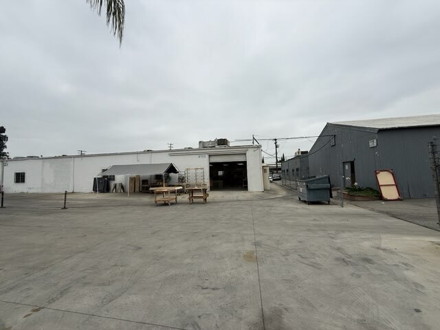 Primary Photo Of 9702 Factorial Way, South El Monte Manufacturing For Lease