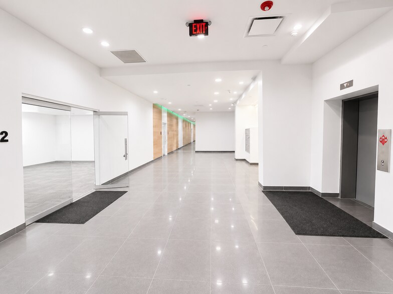 More Photos Of 1638-1642 Schlosser St, Fort Lee Unknown For Lease