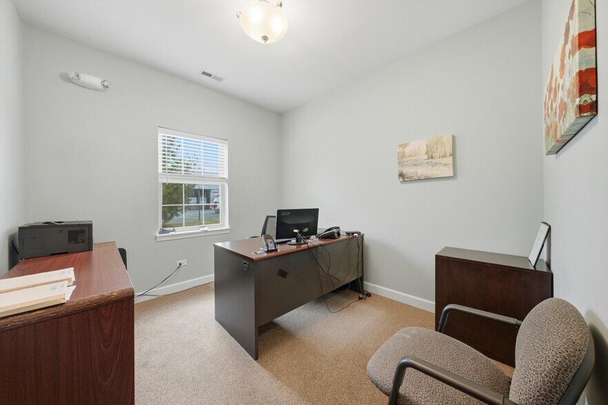 More Photos Of 15-17 Scrementi Ln, Steger Office For Sale