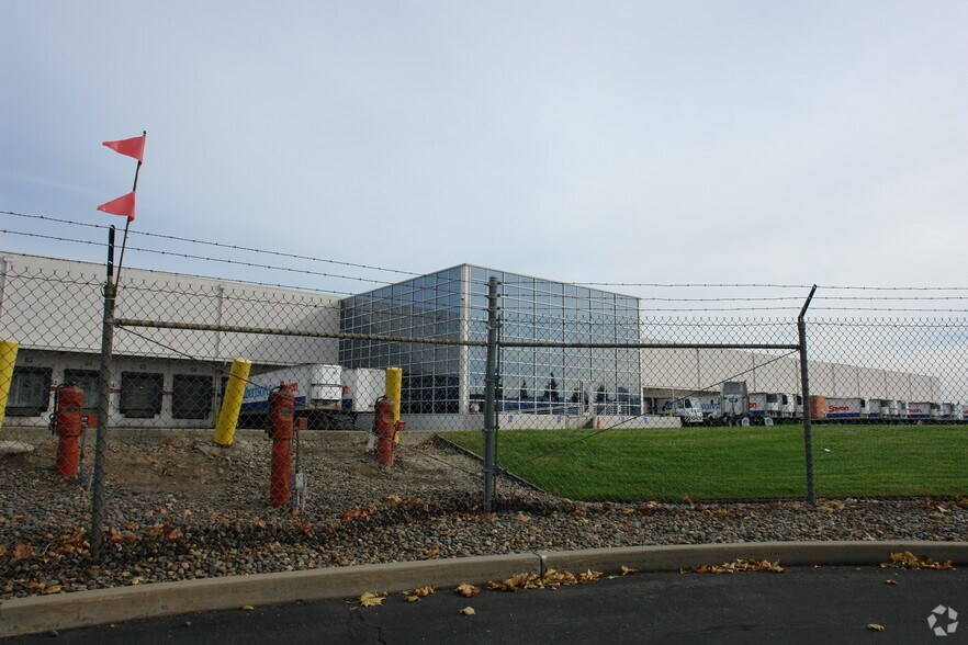 More Photos Of 9999 Niblick Dr, Roseville Refrigeration Cold Storage For Lease