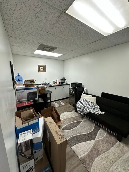 More Photos Of 4137 Ladson Rd, Ladson Convenience Store For Lease