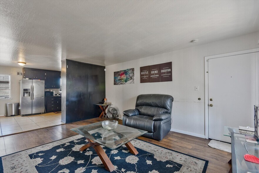 More Photos Of 1927 82nd Ave, Oakland Apartments For Sale