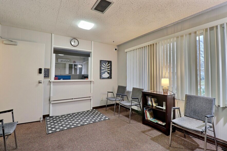 More Photos Of 230 E 22nd St, Fremont Medical For Sale