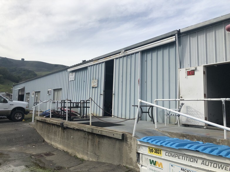 More Photos Of 18120 Bollinger Canyon Rd, San Ramon Manufacturing For Lease