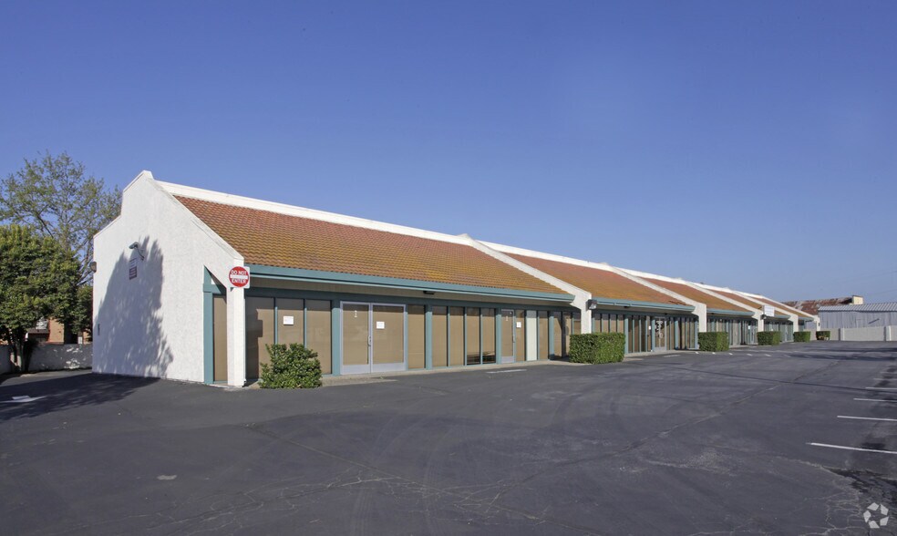 More Photos Of 8833 Monterey St, Gilroy Medical For Lease