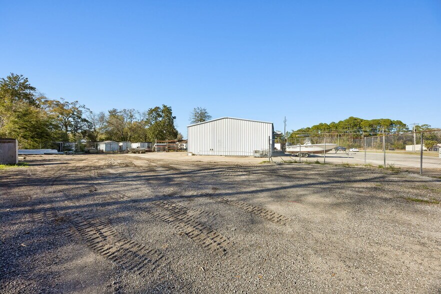 More Photos Of 142 Big a Way, Saint Marys Industrial For Sale