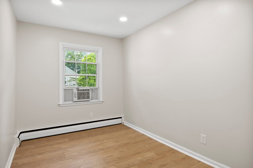 More Photos Of 205 Delaware Ave, Delmar Loft Creative Space For Lease