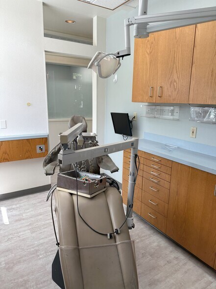 More Photos Of 3628 Meridian St, Bellingham Medical For Sale