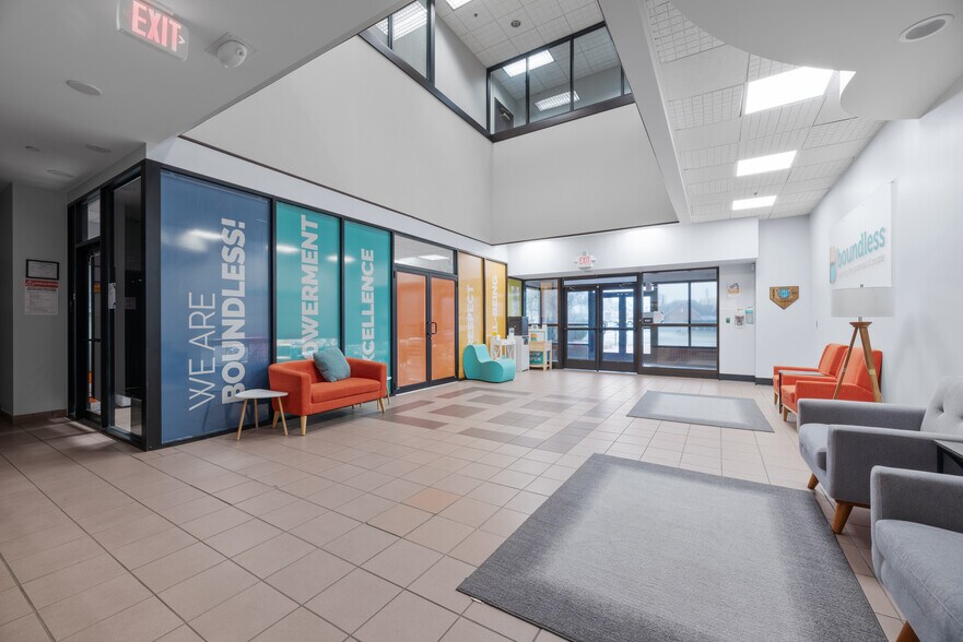 More Photos Of 22 N 1st St, Newark Light Distribution For Sale