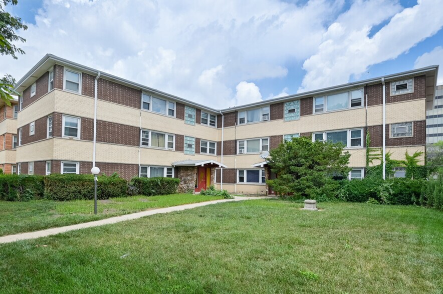 Primary Photo Of 8544 W Gregory St, Chicago Apartments For Sale